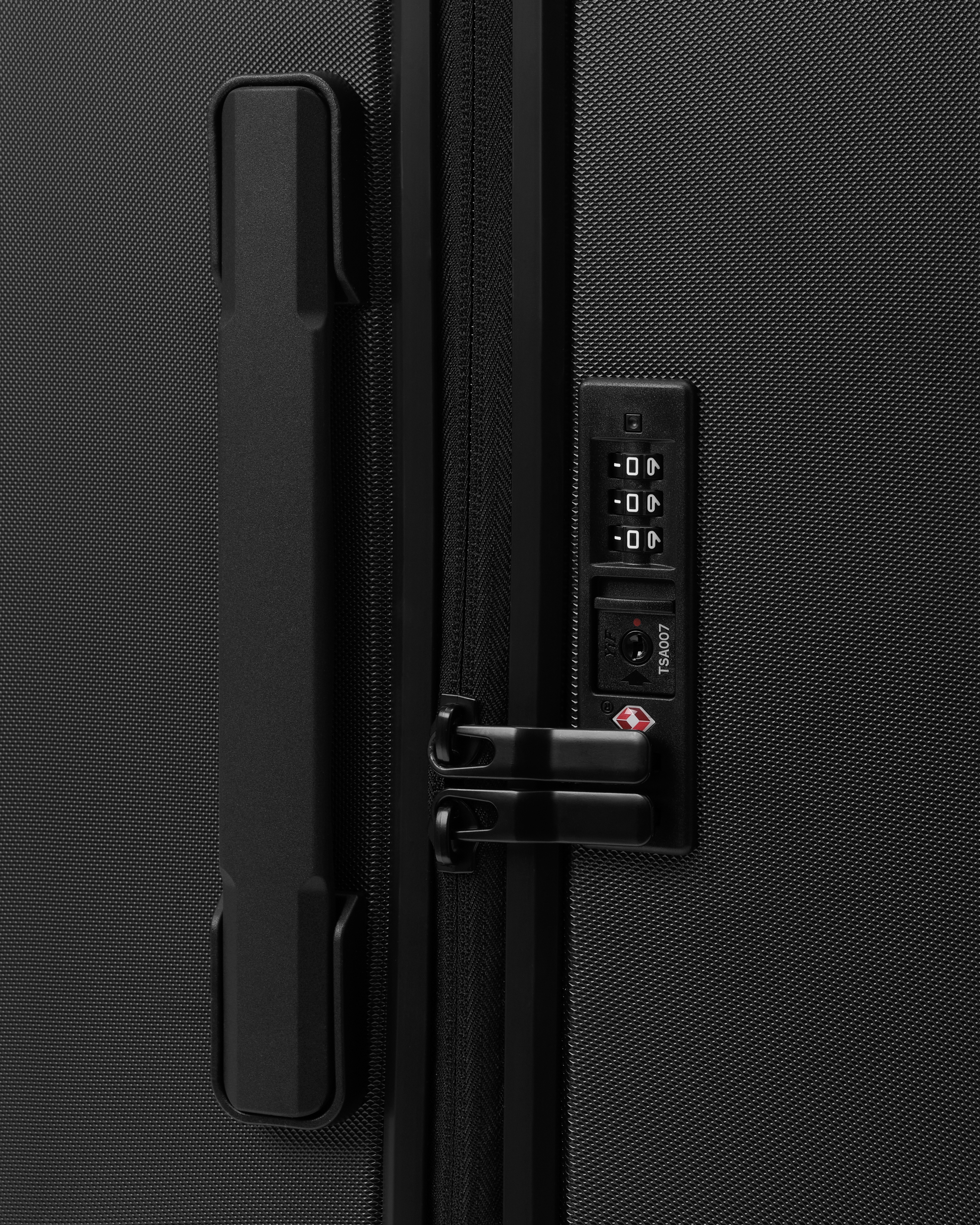 Ramverk Check-in Luggage 105L 0049/Black Out