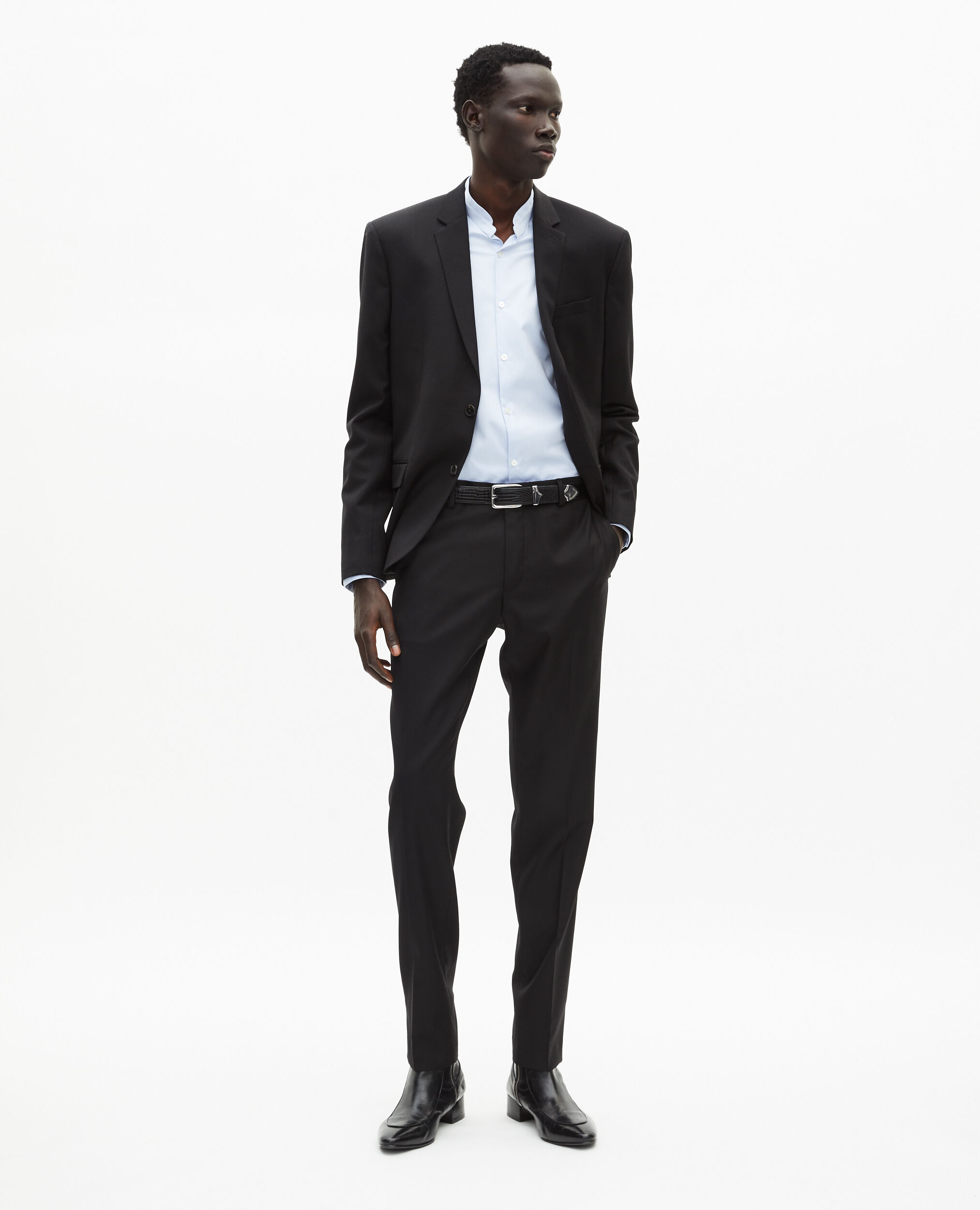 Veste de costume en laine noire coupe tailleur ajustée