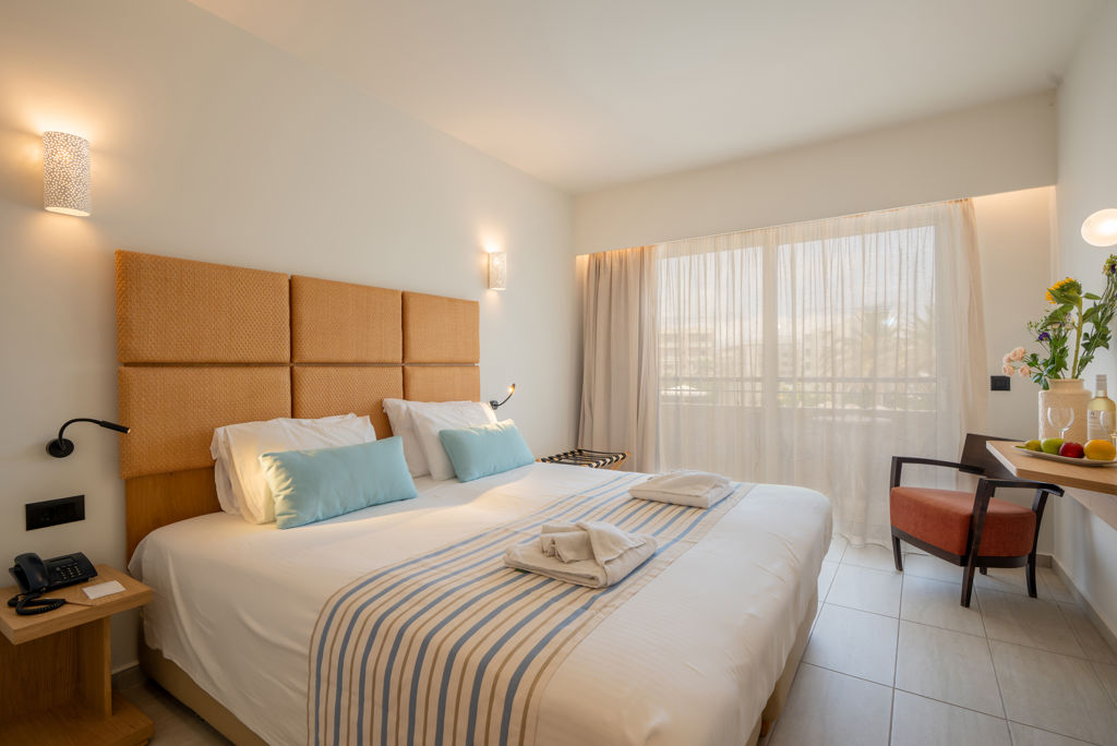 Minos Hotel Logies en ontbijt - Hotel