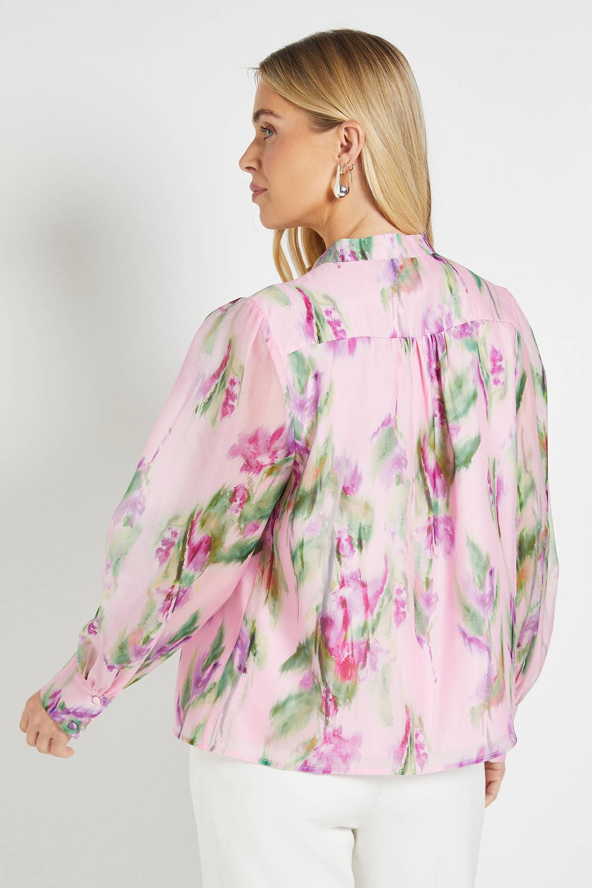 Wallis Chemise Petite En Organza Fleuri Sans Col