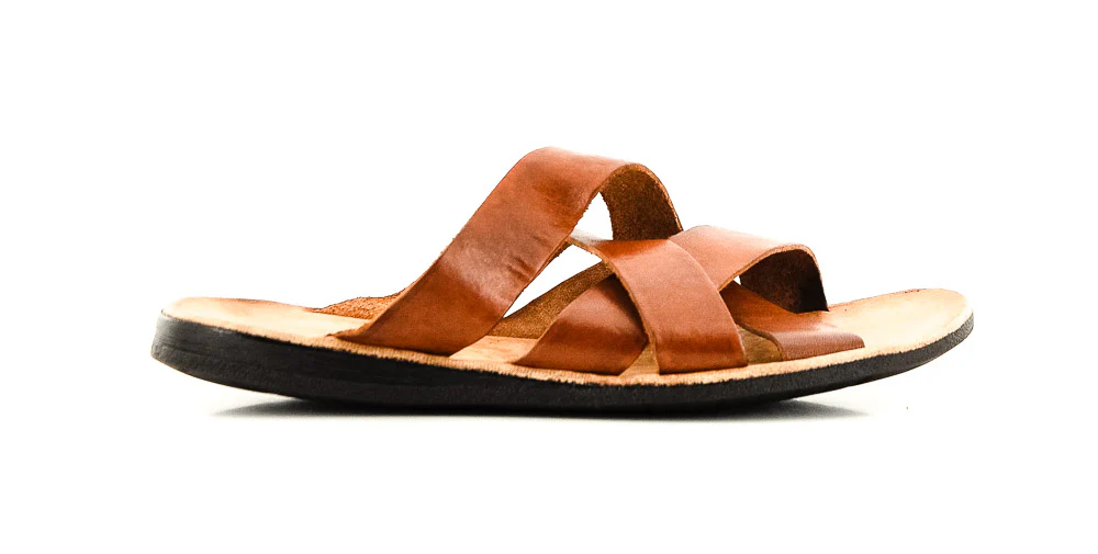 BRADOR - SAND KENNIE