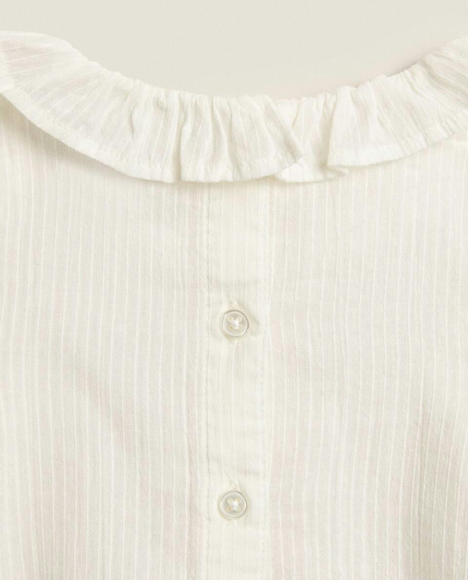 CAMISETA DE BEBÊ COM BABADO