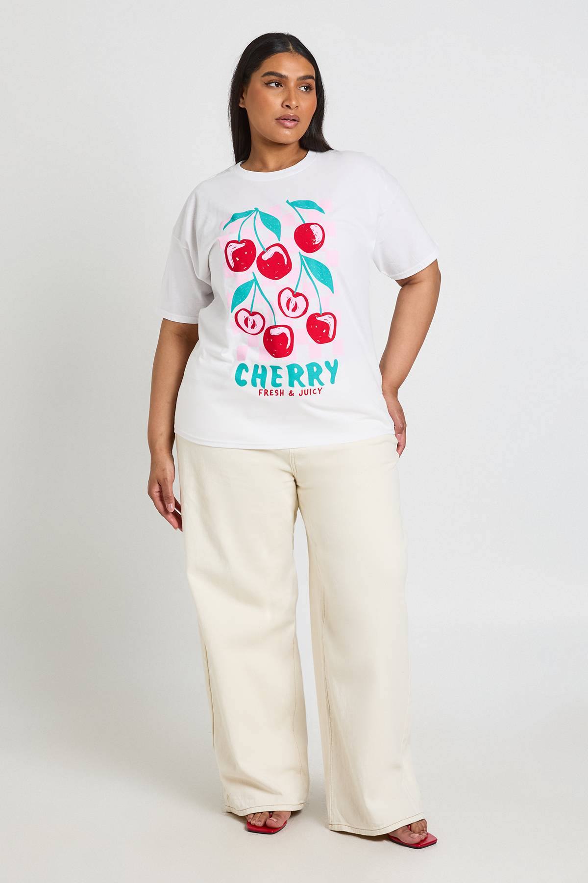 boohoo T-shirt Grande Taille Imprimé Cerises