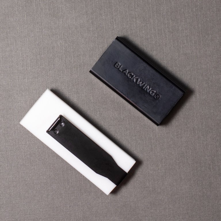Blackwing Radiergummi inkl. Metallschutzhülle