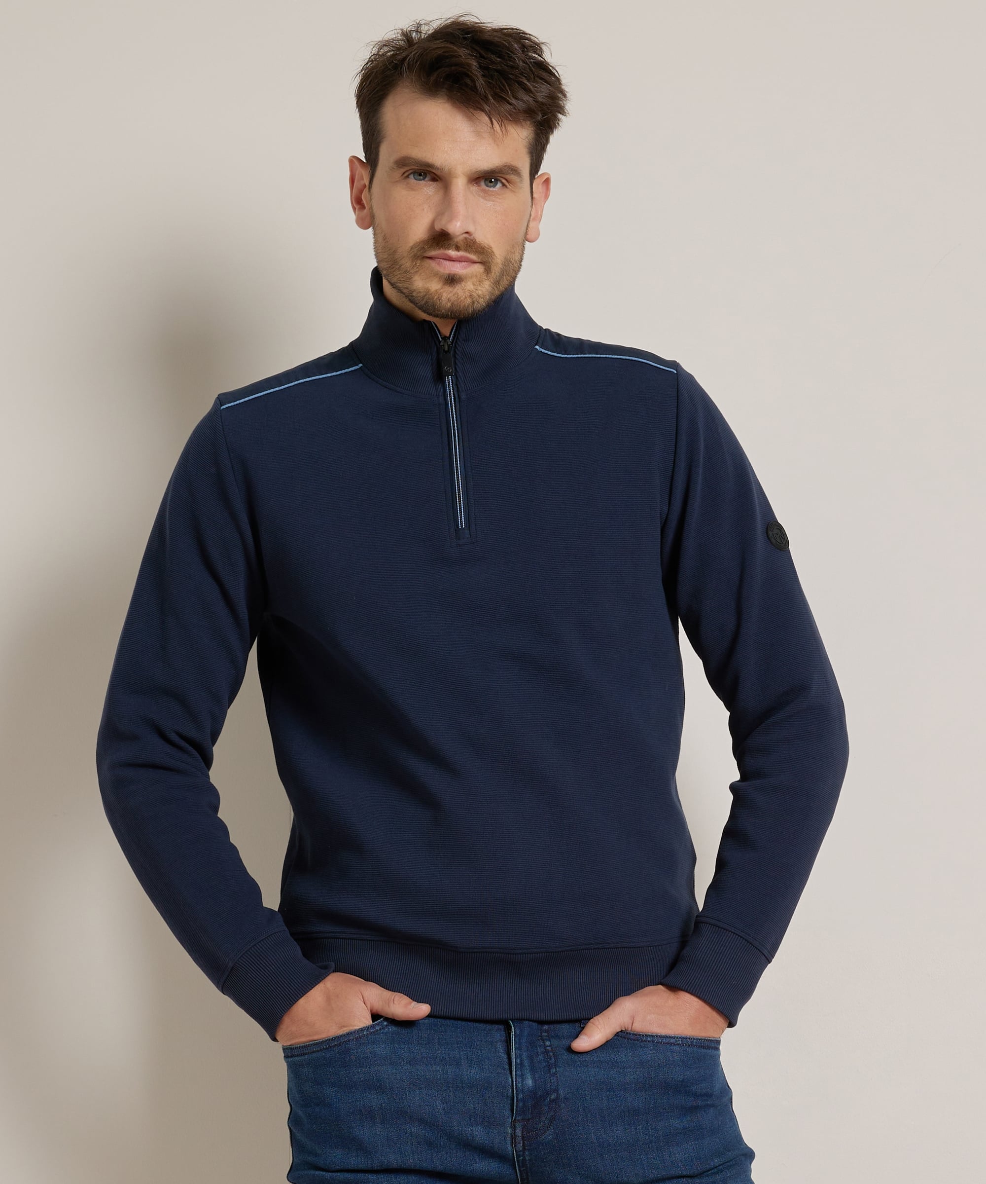 trui met nylon schouders