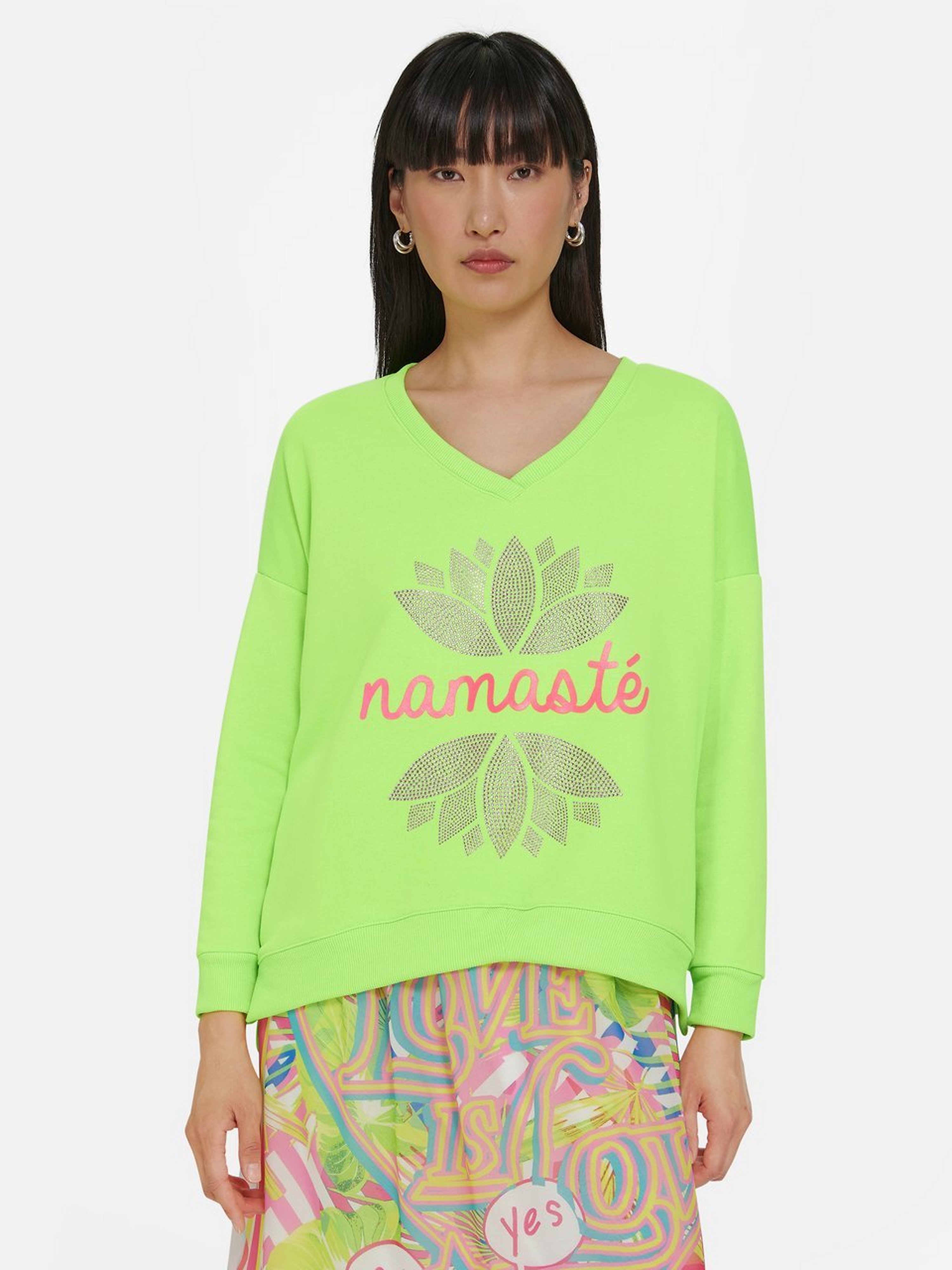 Sweatshirt