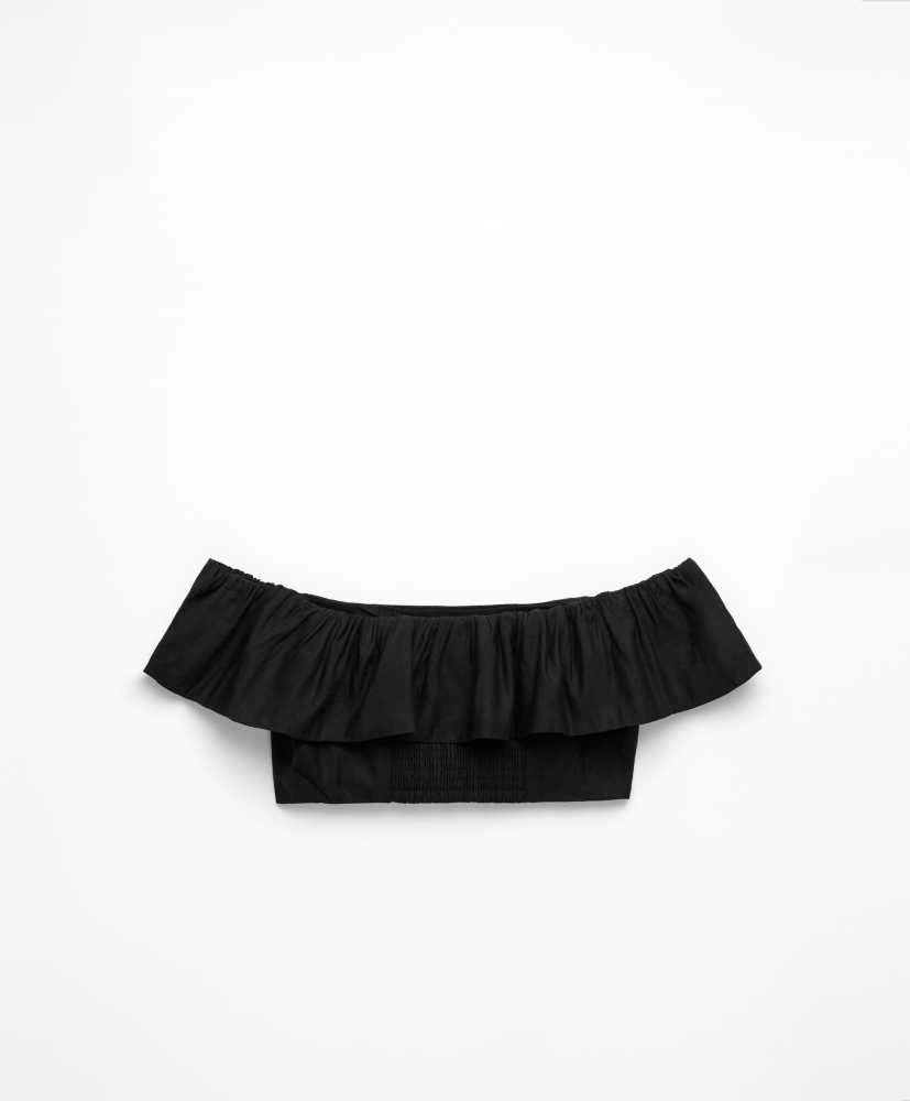 Blusa de linho com ombros à mostra
