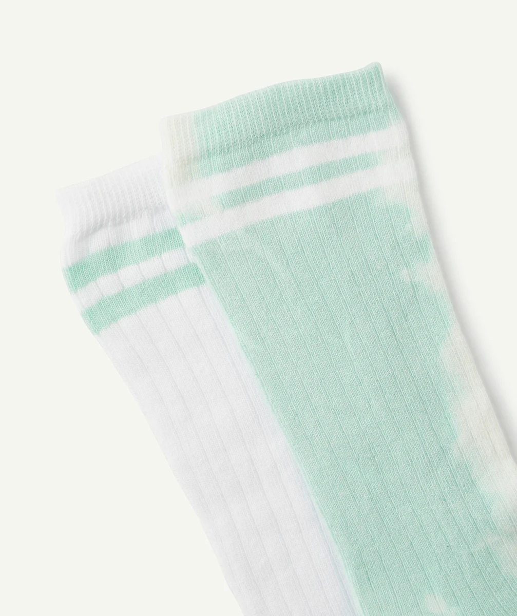 LE LOT DE 2 PAIRES DE CHAUSSETTES BLANCHES ET VERTES