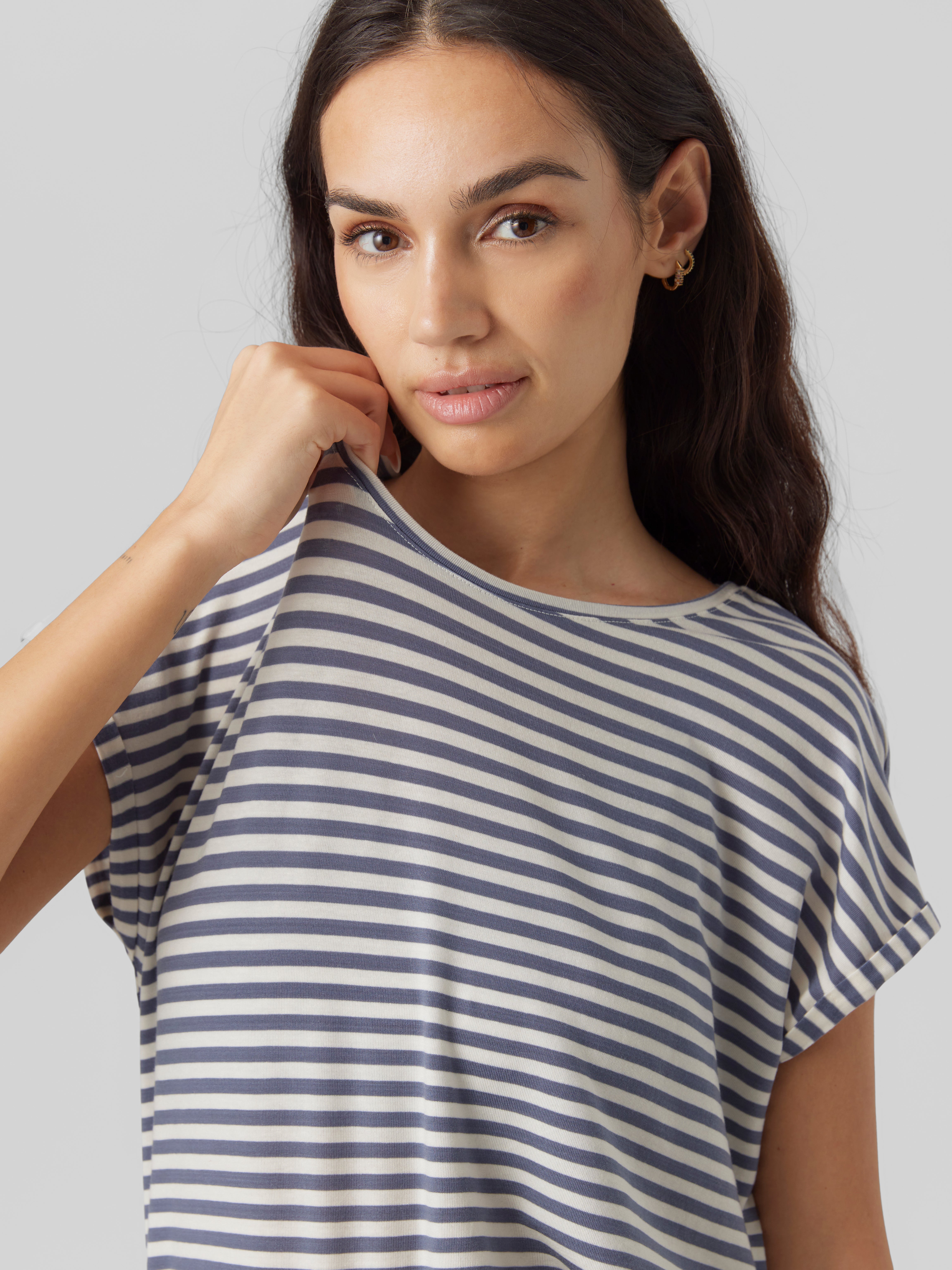 VMAVA T-shirts