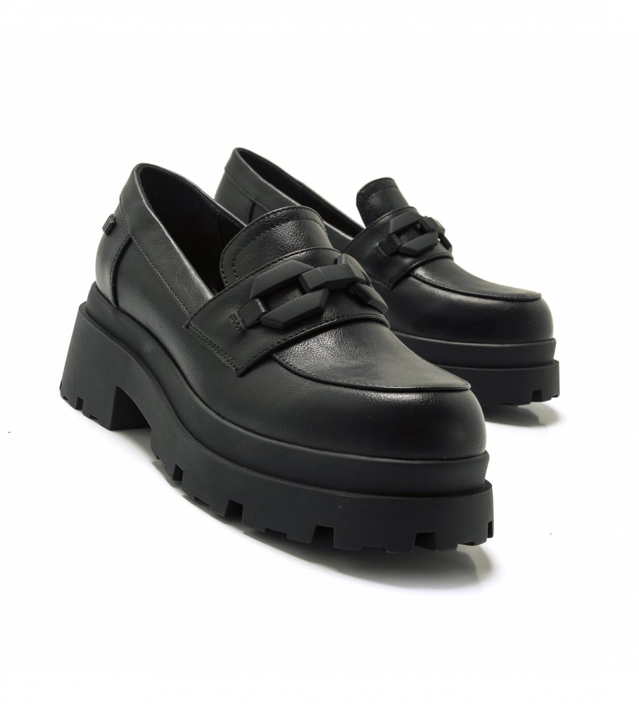 Mocassins Mustang com cabedal trançado preto