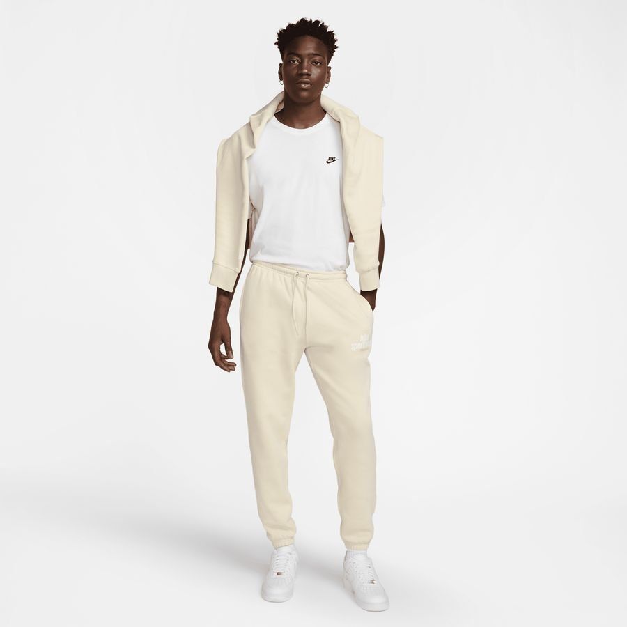 Nike Club