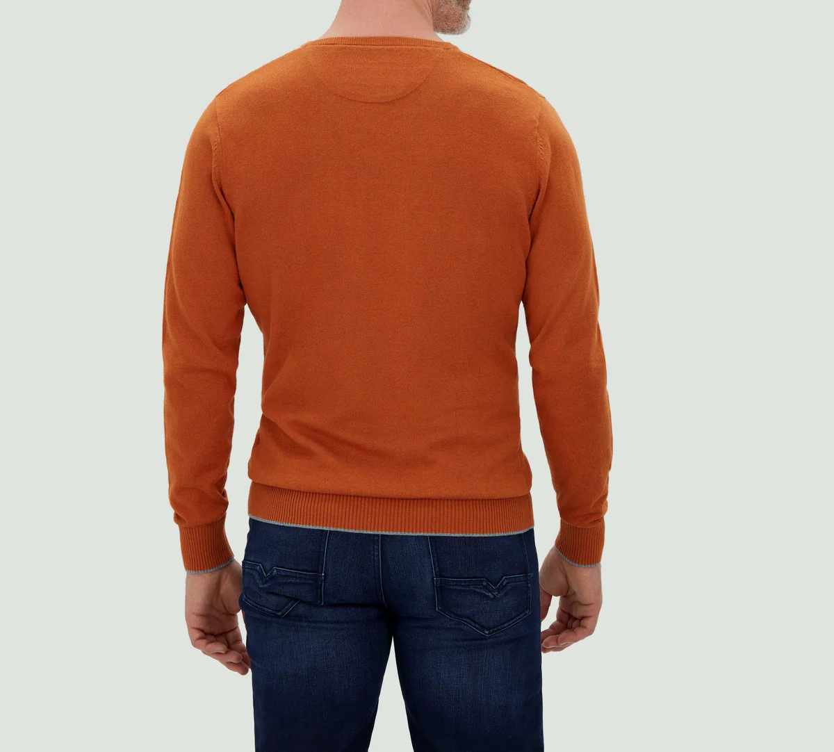 Pull col V camel 
