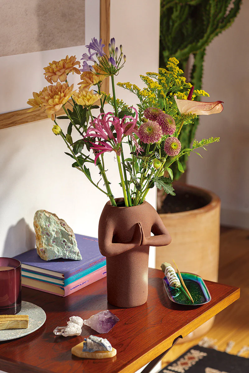 Doiy  Namaste vase - brun