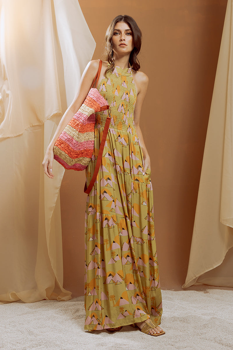 Robe à corsage élastiqué