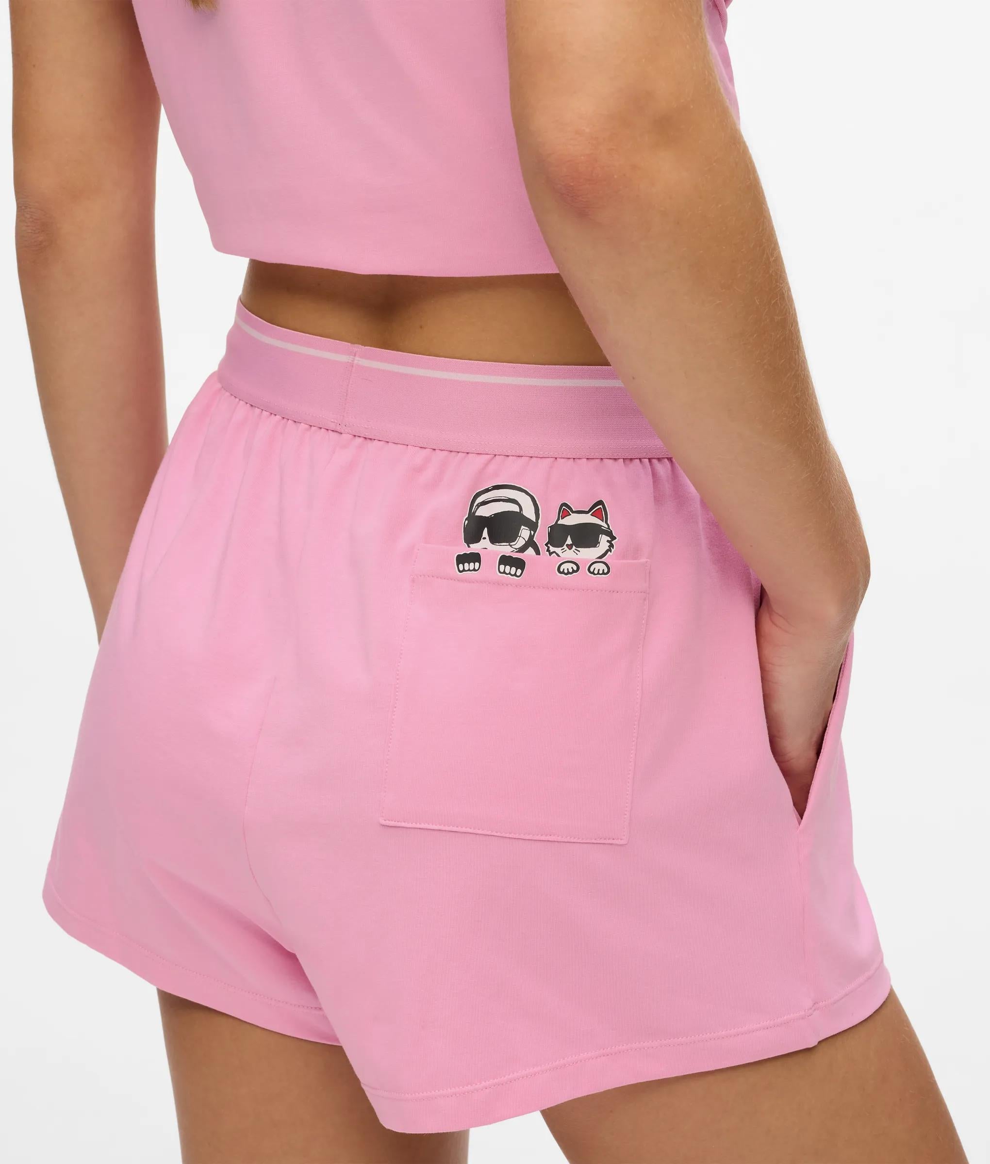 Ikon korte pyjamaset