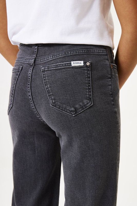 GARCIA - Ilvy - Jeans - Zwart - Straight Fit