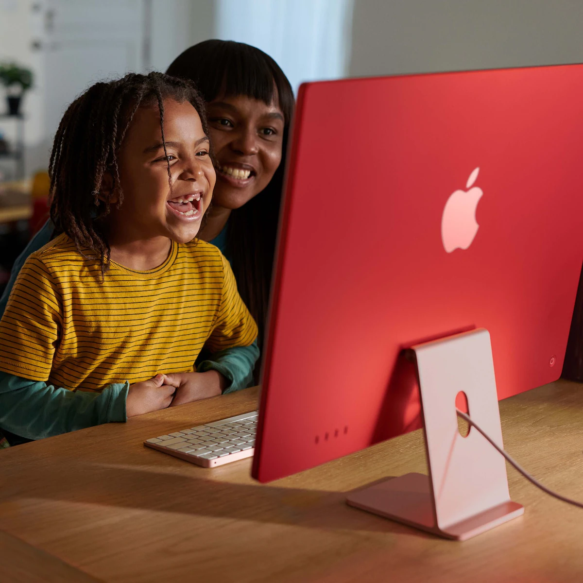 iMac 24