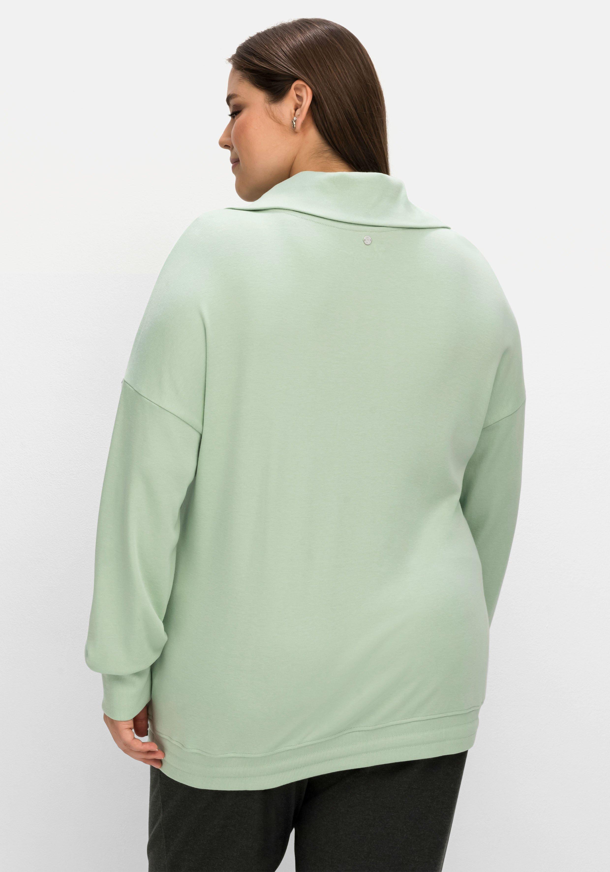 Relaxshirt mit Troyerkragen und überschnittenen Schultern