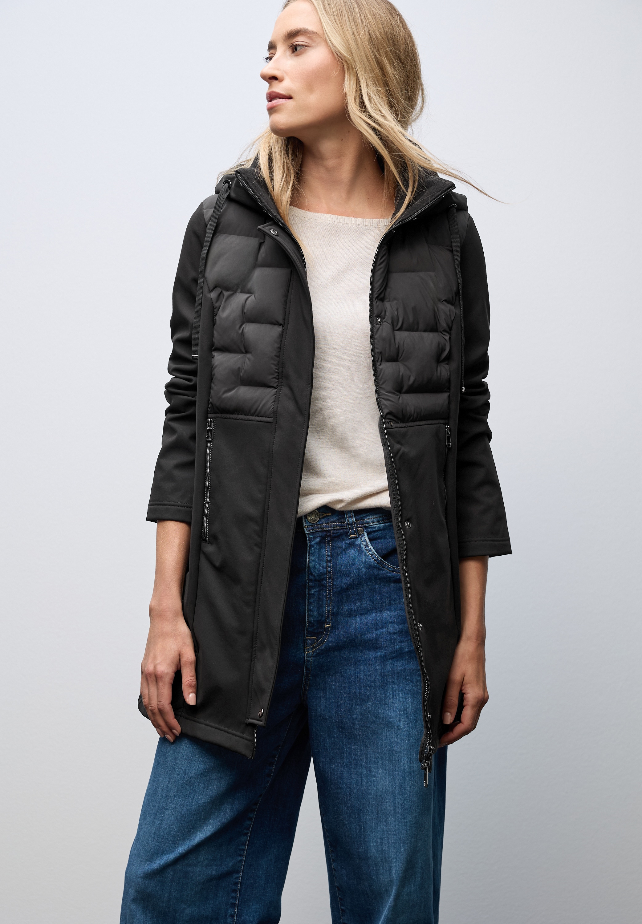 STREET ONE Softshelljacke mitKapuze mit Details und Kapuze mit Tunnelzug