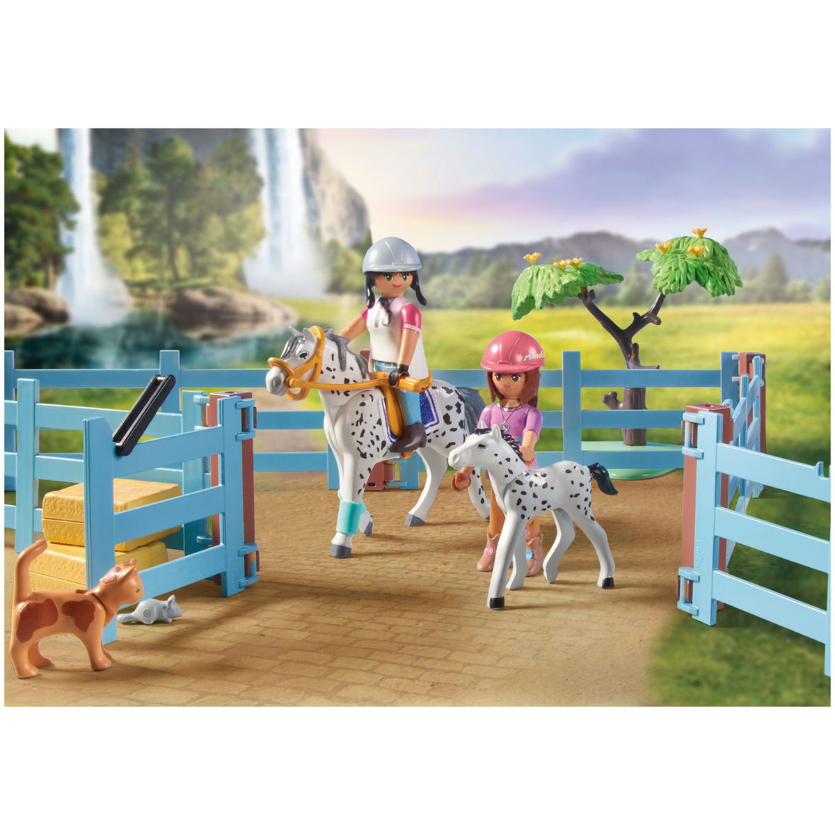 PLAYMOBILPLAYMOBIL   Horses of Waterfall 71351 Waterfall Ranch