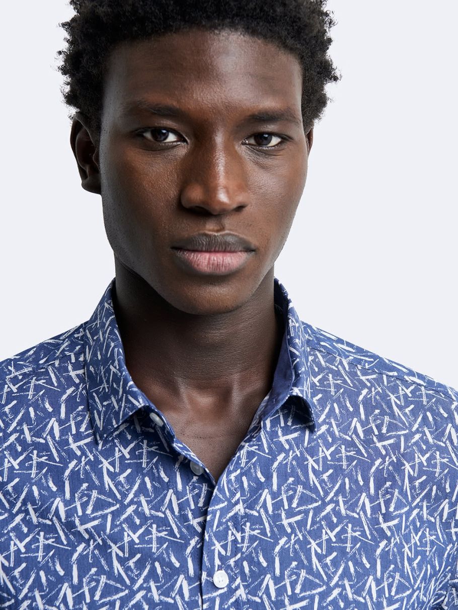Chemise extra-slim stretch géométrique