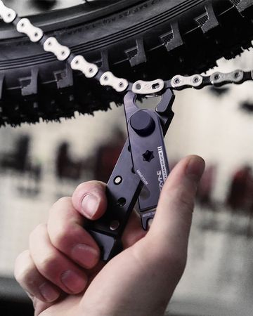MULTI CHAIN PLIERS Kettennieter und Kettengliedzange, 6 Funktionen  black