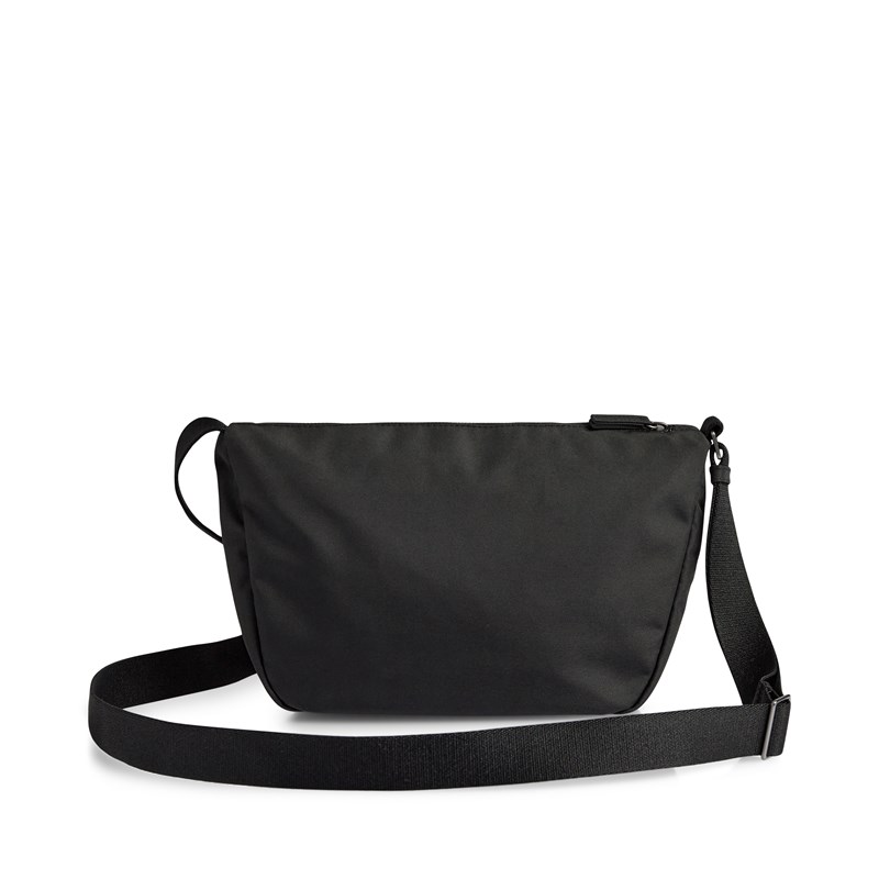 Markberg<br>Crossbody Mono