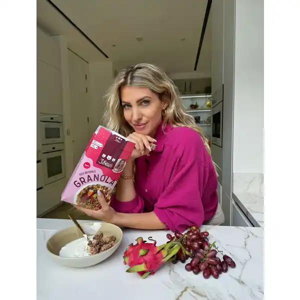 Granola Red Berries
