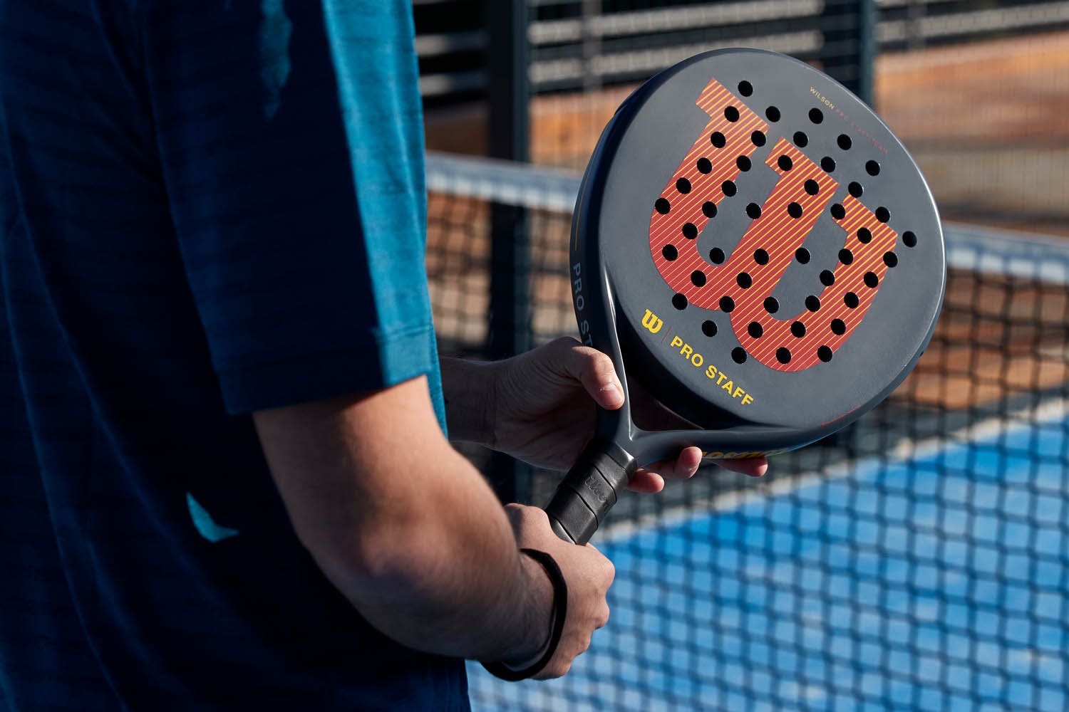 Wilson  Pro Staff Team V2