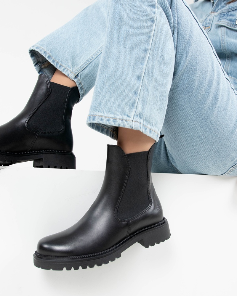Tamaris Chelseaboots  - zwart