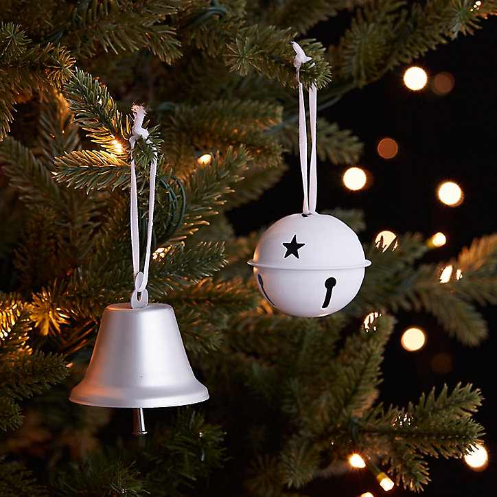 Assortiment de duo de clochettes en metal blanc