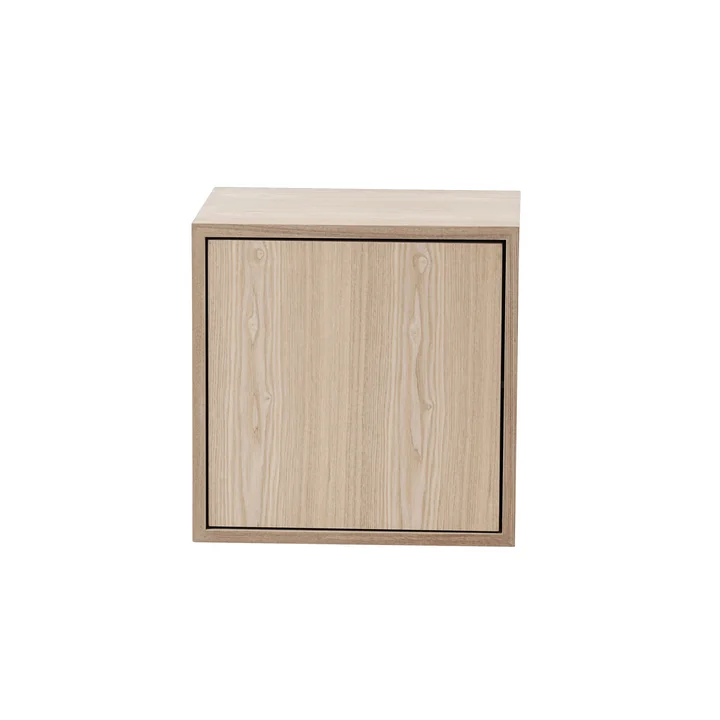 Muuto - Stacked System Regalmodul mit Tür, medium / Eiche