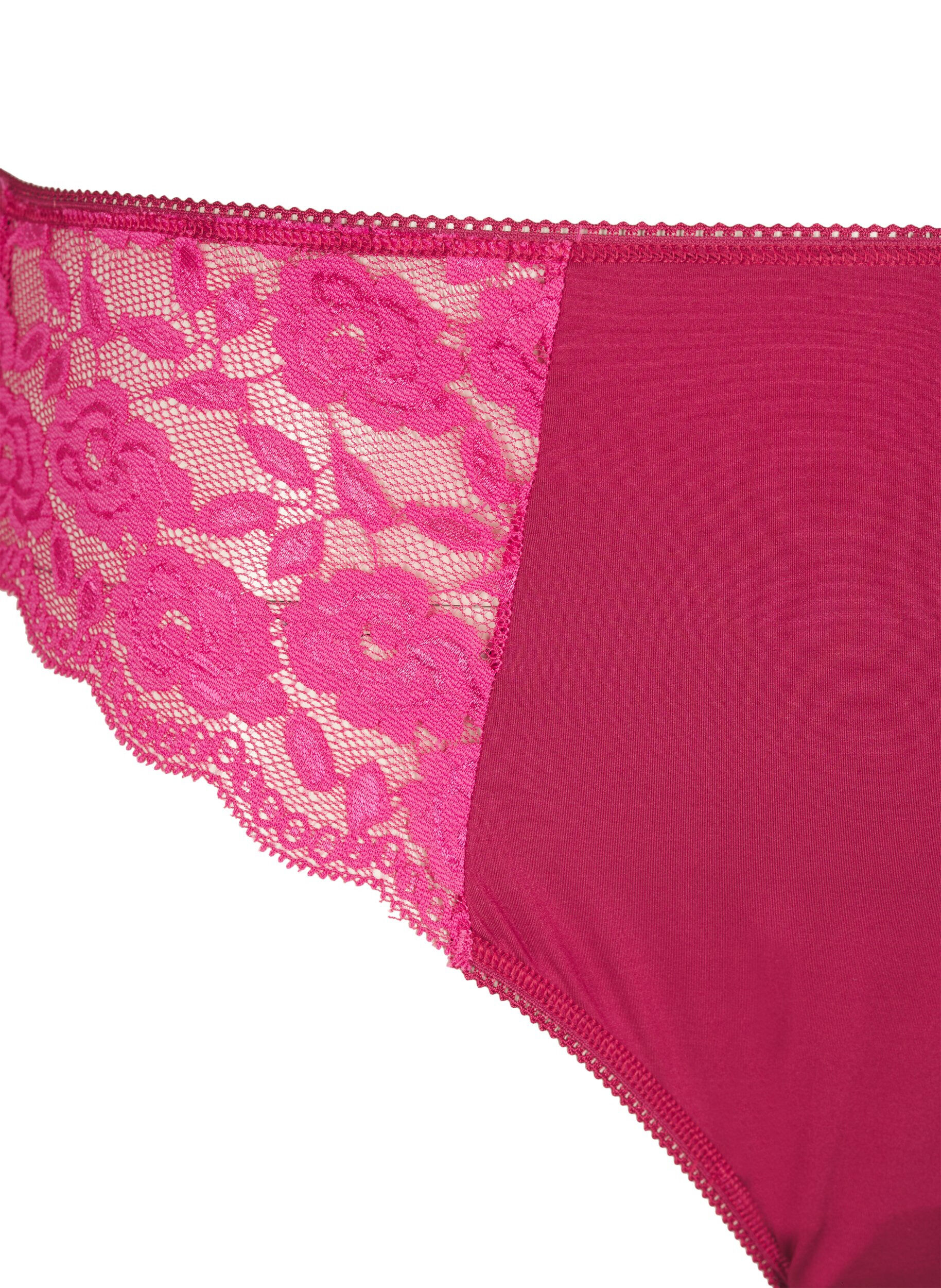 Brazilian trusse i microfiber med blonder