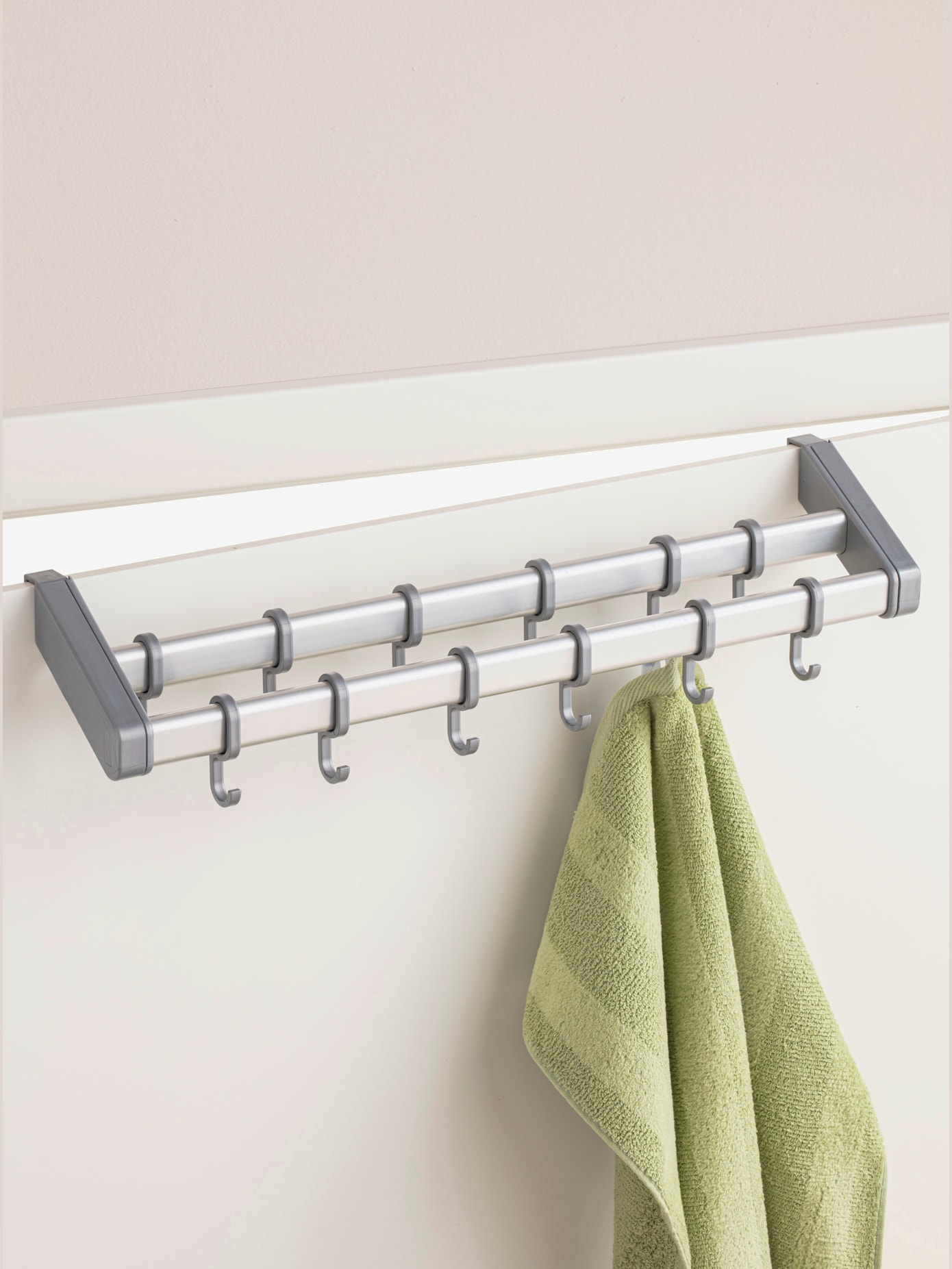 Portemanteau de porte patère pratique et stable