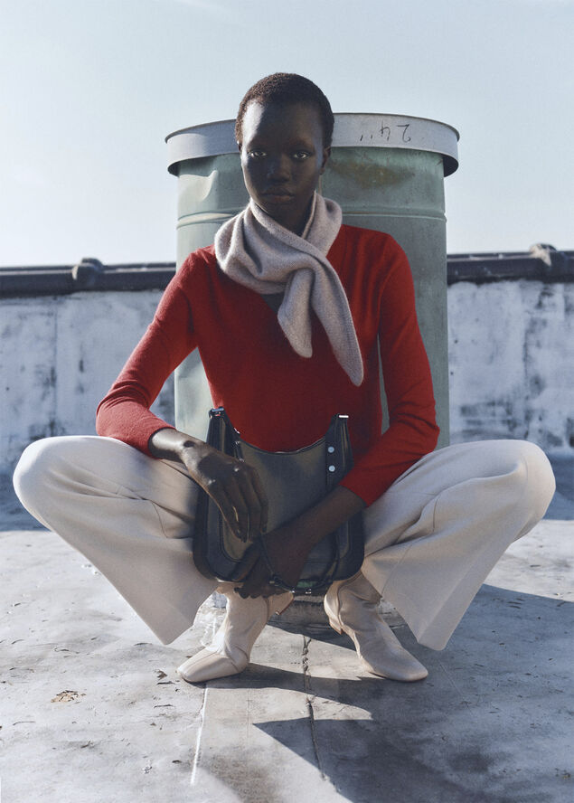 MANGO SWEATER. -- LUCCAV Red