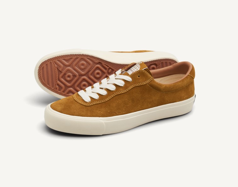Last Resort AB VM001 Lo Suede Golden Brown White 7 US / 39 EU