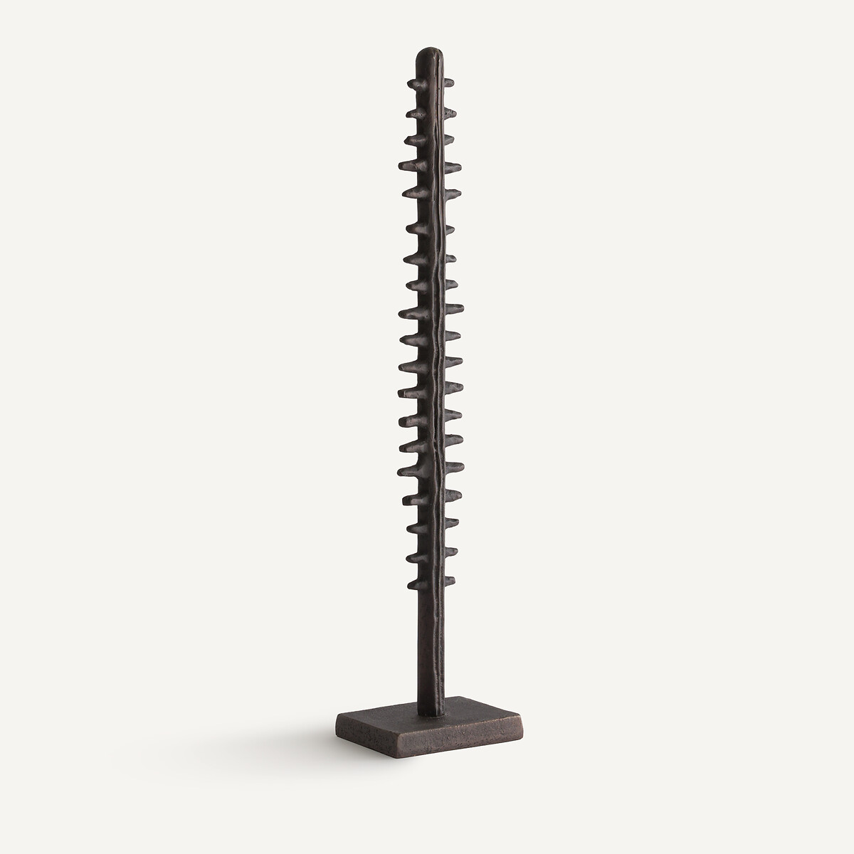 AM.PM<br>Estatueta Samaki em alumínio fundido
