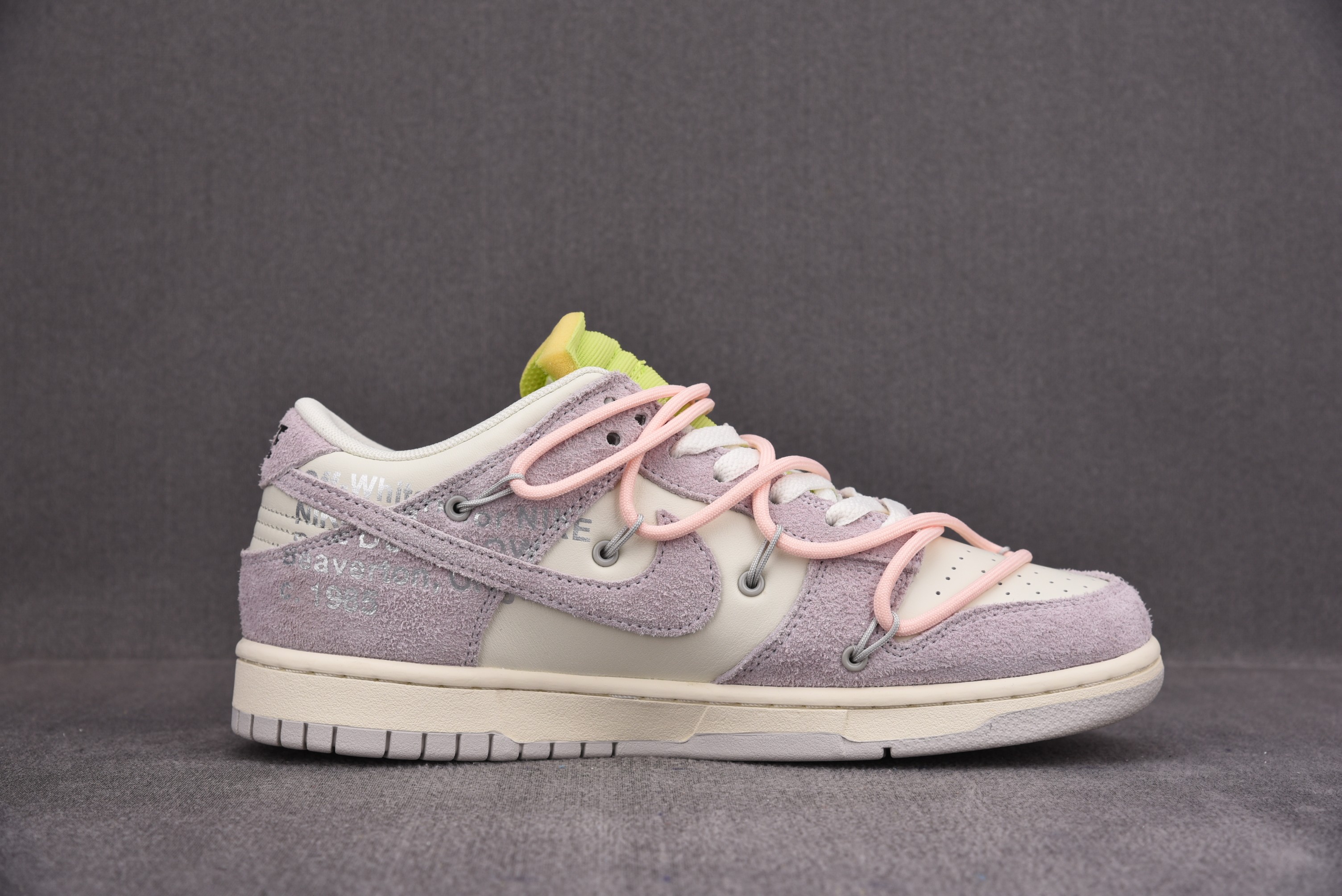 Nike Dunk Low   Lot 12
