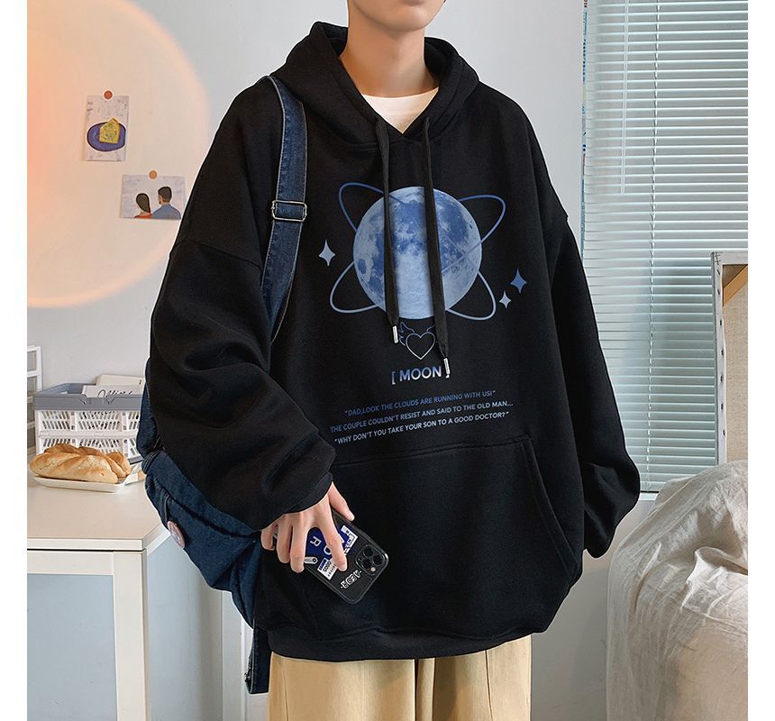 Lingaris - Oversized hoodie met planetenprint en letters