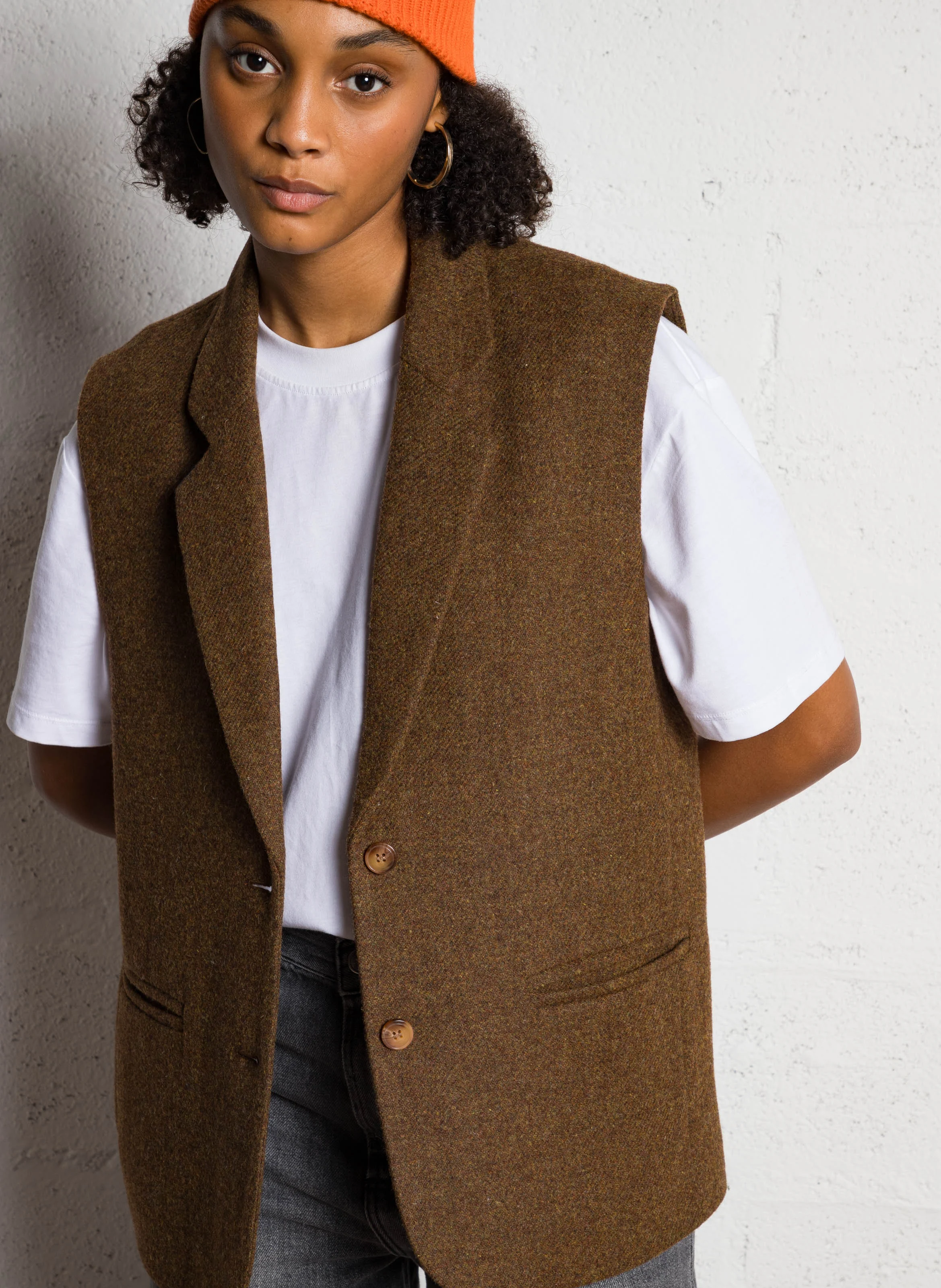LARA - Veste de tailleur sans manches en laine mélangée | Marron