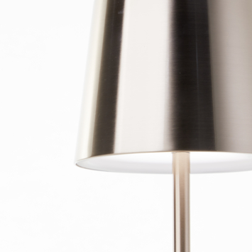 Brilliant USB oplaadbare buitenlamp Xaana 2W koper