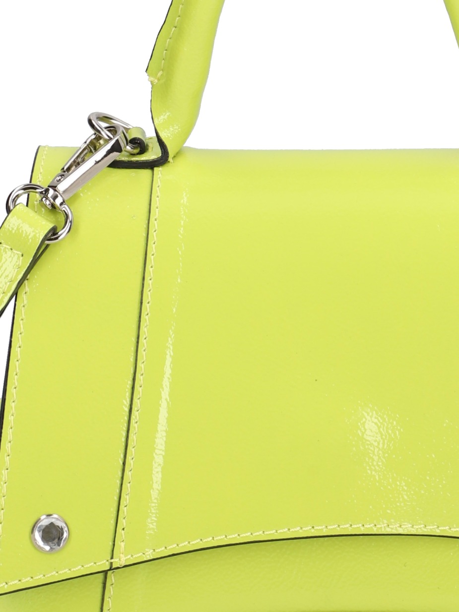 Lackleder Tasche