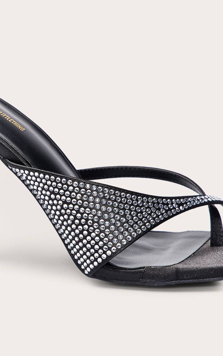 Noir Mule À Talon Avec Bride Entre Les Orteils