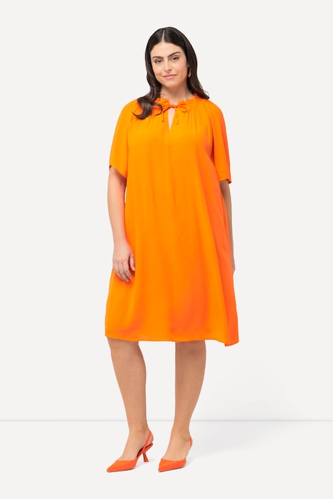 Kleid , Rüschen, A-Linie, Tunika-Ausschnitt, Halbarm