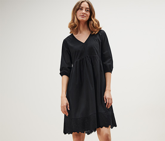 Webkleid mit Stickerei
