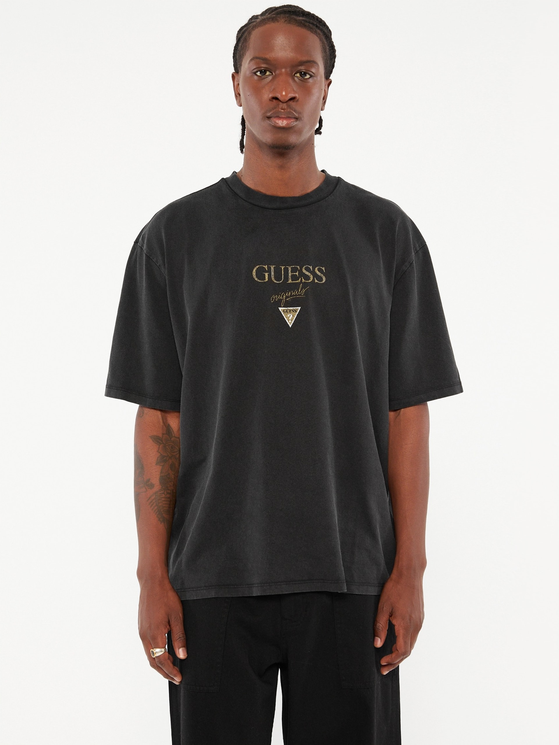 Camiseta GUESS Originals com o logo Baker