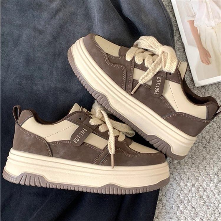 Asterisk - Platformsneakers met tweekleurige letters