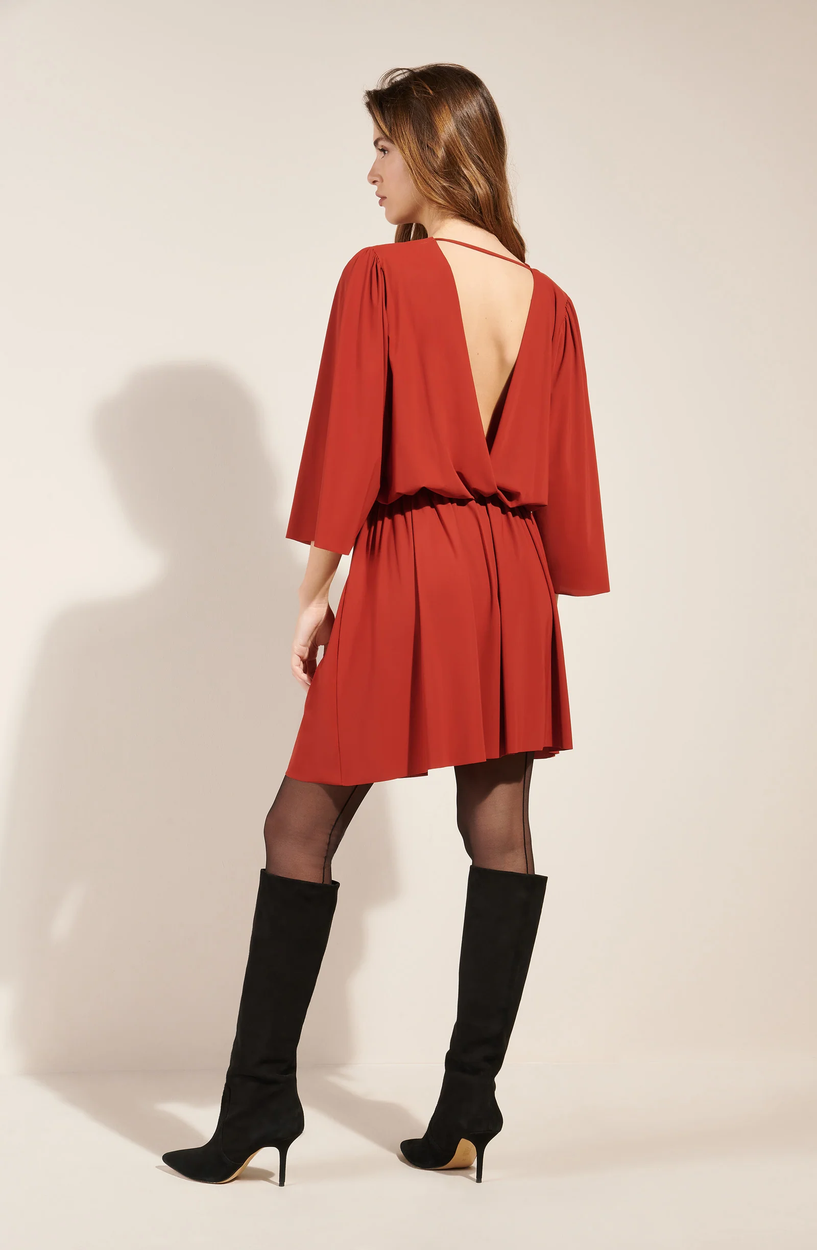 sioni Robe évasée avec décolleté en V brique Brique
