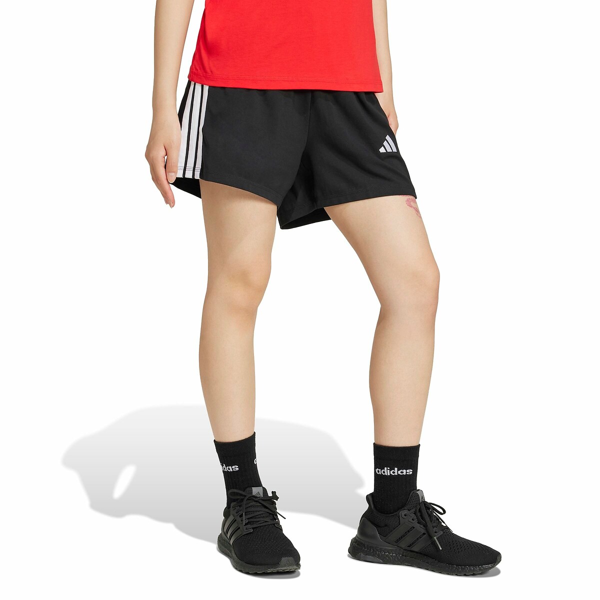 Roupas Esportivas Adidas<br>Calção Essencial com 3 Listras