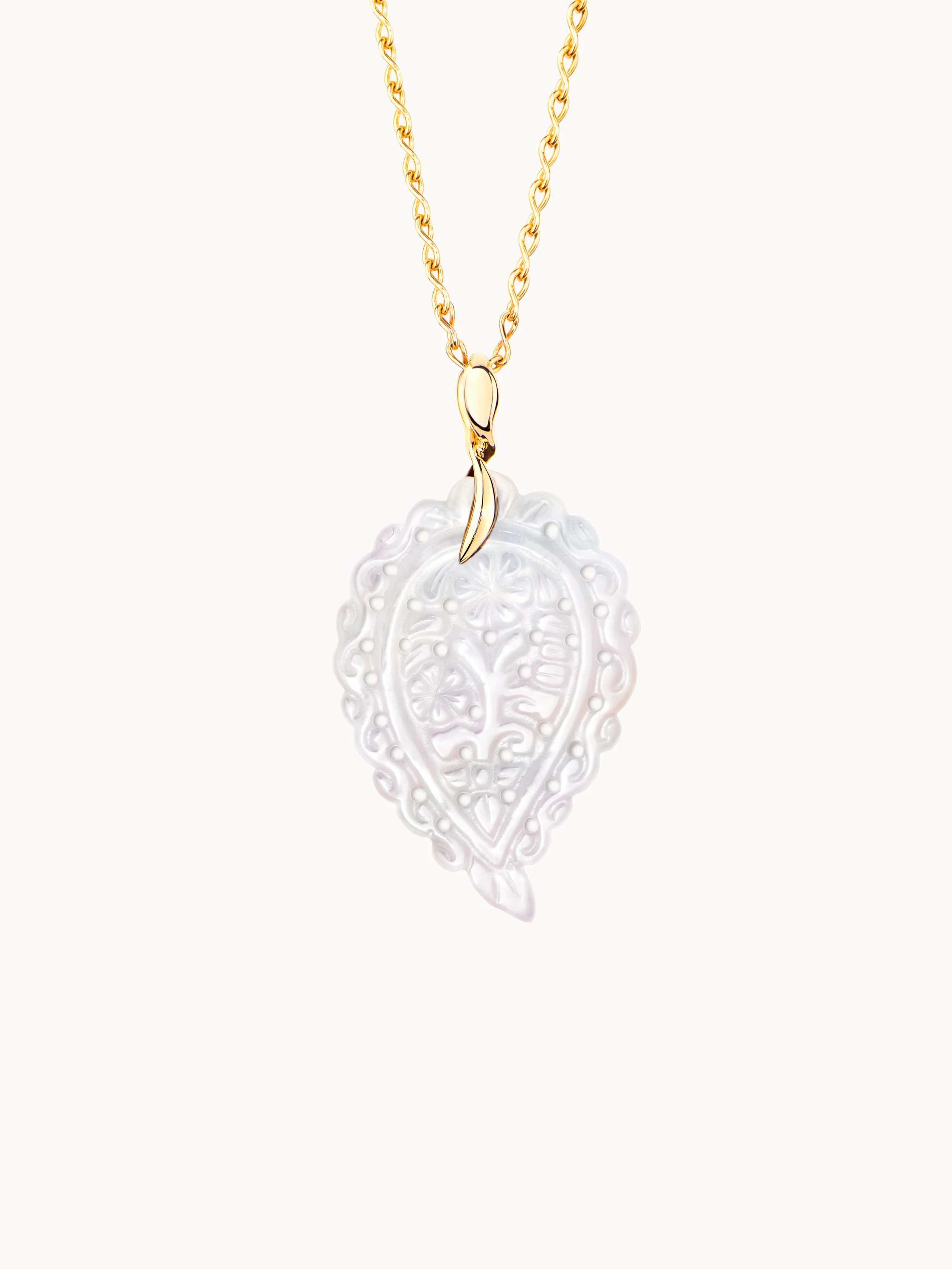 TAMARA COMOLLI Anhänger PENDANT INDIA MEDIUM MOTHER OF PEARL WHITE aus 18 Karat Gelbgold und Perlmutt